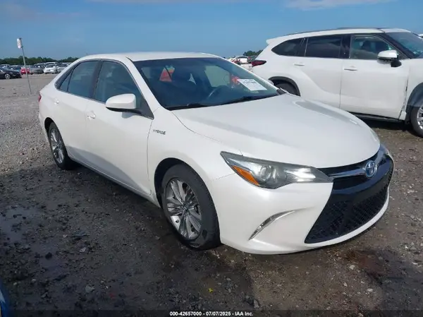 4T1BD1FK8HU204931 2017 TOYOTA CAMRY - Image 1