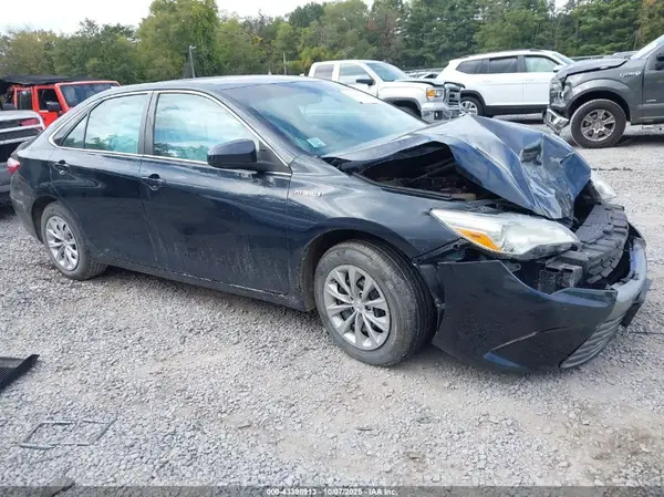4T1BD1FK8HU211328 2017 TOYOTA CAMRY - Image 1