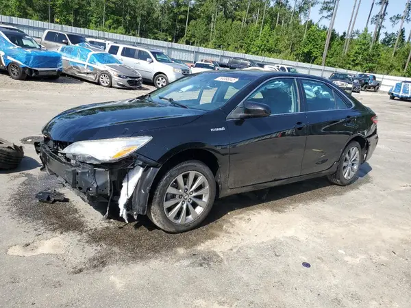 4T1BD1FK8HU215878 2017 TOYOTA CAMRY - Image 1