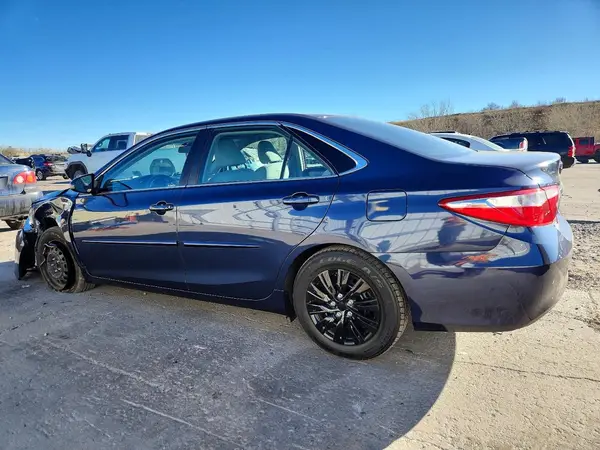 4T1BD1FK9GU179682 2016 TOYOTA CAMRY - Image 2