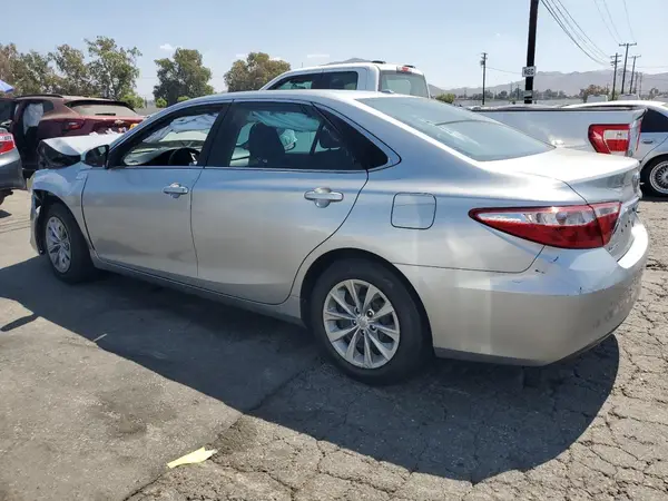 4T1BD1FK9GU180752 2016 TOYOTA CAMRY - Image 2