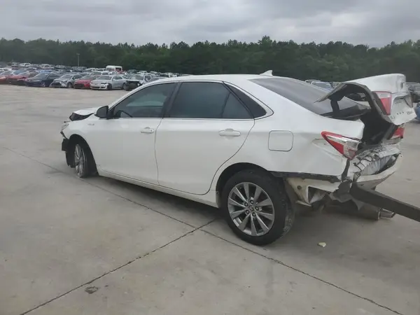4T1BD1FK9GU181738 2016 TOYOTA CAMRY - Image 2