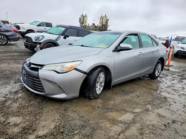 4T1BD1FK9GU184610 2016 TOYOTA CAMRY - Image 1