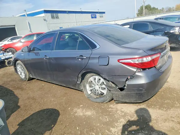 4T1BD1FK9GU185031 2016 TOYOTA CAMRY - Image 2