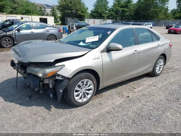 4T1BD1FK9GU186261 2016 TOYOTA CAMRY - Image 2