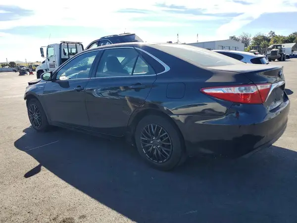 4T1BD1FK9GU186972 2016 TOYOTA CAMRY - Image 2