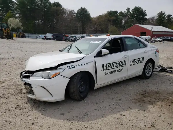 4T1BD1FK9GU195266 2016 TOYOTA CAMRY - Image 1