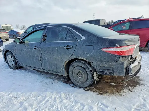 4T1BD1FK9HU201018 2017 TOYOTA CAMRY - Image 2