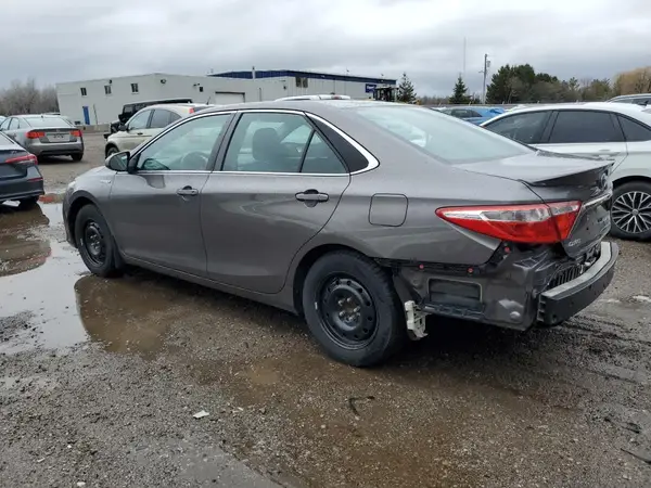 4T1BD1FK9HU203139 2017 TOYOTA CAMRY - Image 2