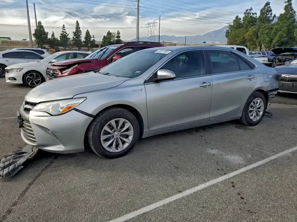 4T1BD1FK9HU204453 2017 TOYOTA CAMRY - Image 1