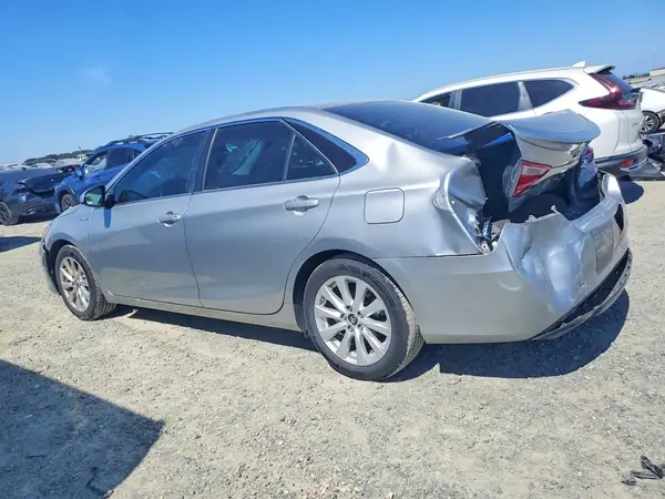 4T1BD1FK9HU206901 2017 TOYOTA CAMRY - Image 2