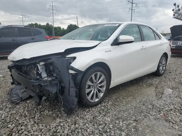 4T1BD1FK9HU207045 2017 TOYOTA CAMRY - Image 1