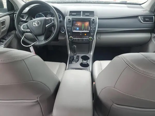 4T1BD1FK9HU207045 2017 TOYOTA CAMRY - Image 8