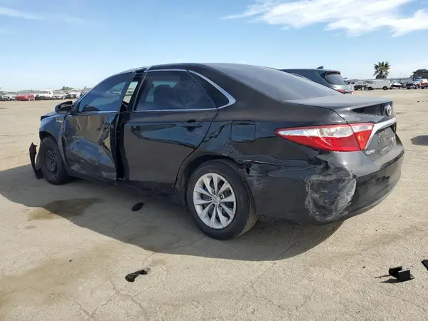 4T1BD1FK9HU214092 2017 TOYOTA CAMRY - Image 2