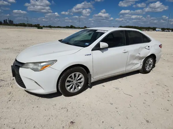 4T1BD1FK9HU214500 2017 TOYOTA CAMRY - Image 1