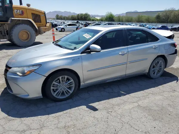 4T1BD1FK9HU215498 2017 TOYOTA CAMRY - Image 1