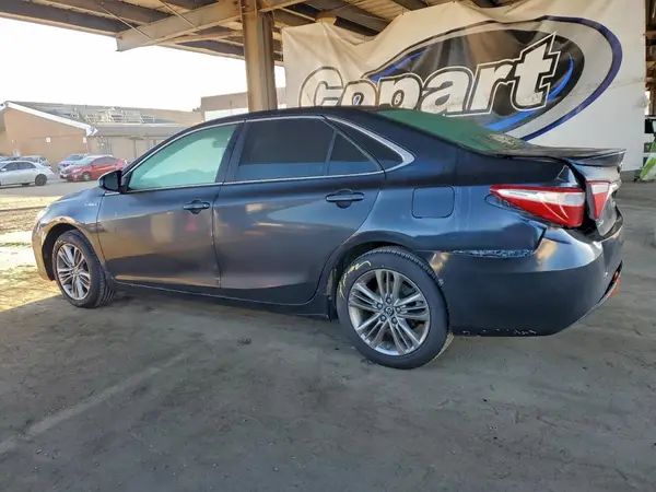 4T1BD1FK9HU216781 2017 TOYOTA CAMRY - Image 2