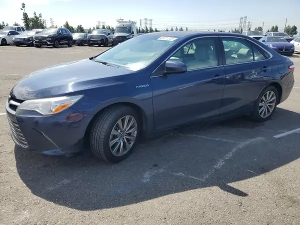 4T1BD1FK9HU218014 2017 TOYOTA CAMRY - Image 1