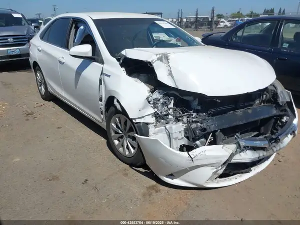 4T1BD1FK9HU218420 2017 TOYOTA CAMRY - Image 1