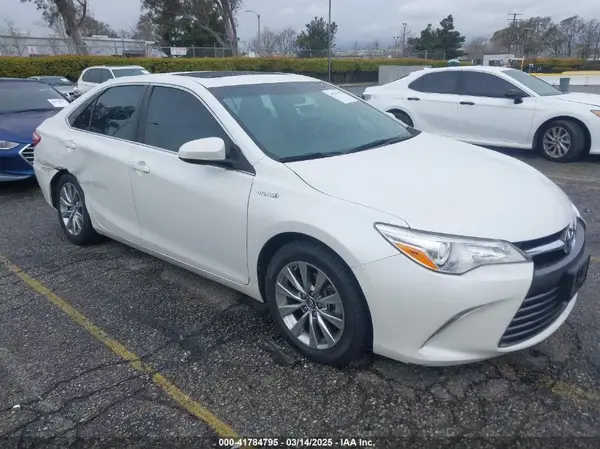 4T1BD1FK9HU218627 2017 TOYOTA CAMRY - Image 1
