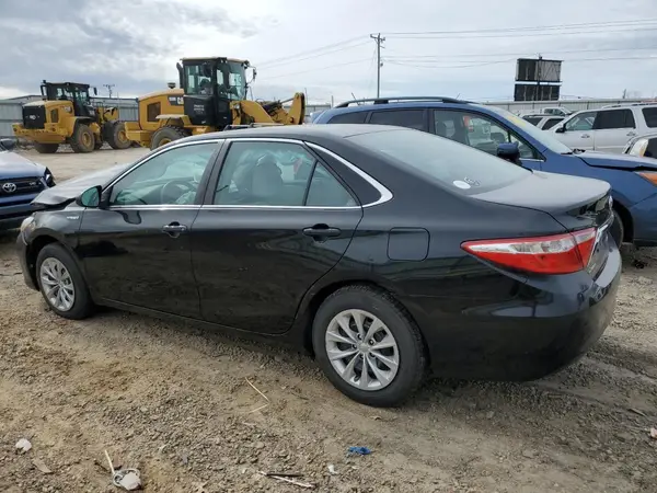 4T1BD1FK9HU221317 2017 TOYOTA CAMRY - Image 2
