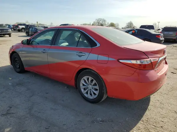 4T1BD1FKXGU177360 2016 TOYOTA CAMRY - Image 2