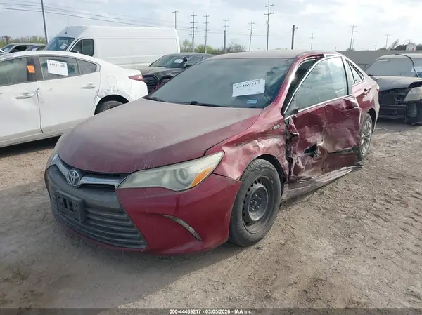 4T1BD1FKXGU181084 2016 TOYOTA CAMRY - Image 2