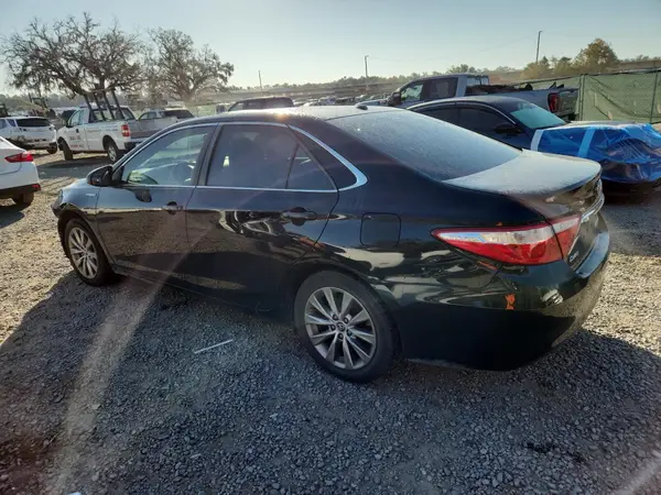 4T1BD1FKXGU182042 2016 TOYOTA CAMRY - Image 2