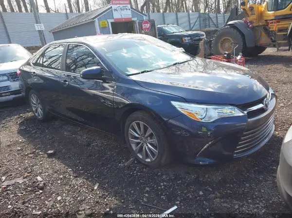 4T1BD1FKXGU183143 2016 TOYOTA CAMRY - Image 1