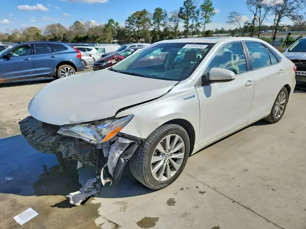 4T1BD1FKXGU186737 2016 TOYOTA CAMRY - Image 1