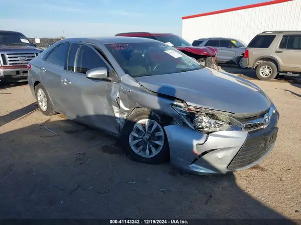 4T1BD1FKXGU198242 2016 TOYOTA CAMRY - Image 1