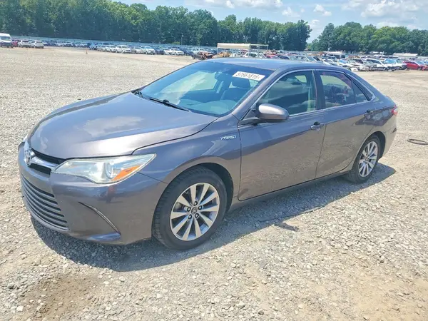 4T1BD1FKXHU201139 2017 TOYOTA CAMRY - Image 1