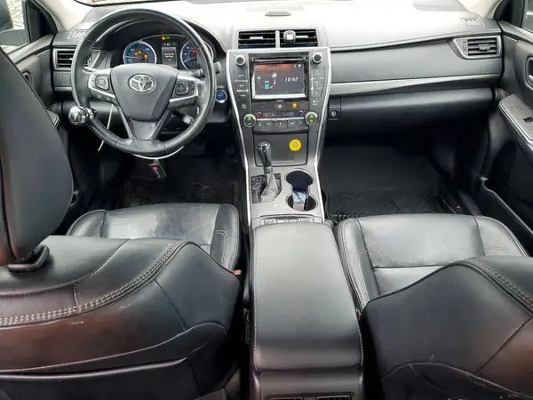4T1BD1FKXHU203733 2017 TOYOTA CAMRY - Image 8
