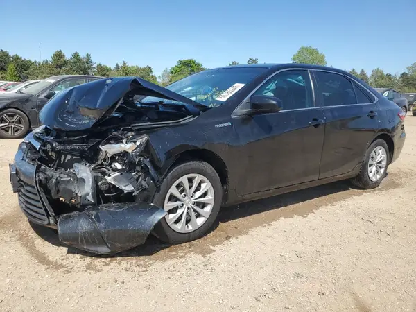 4T1BD1FKXHU204140 2017 TOYOTA CAMRY - Image 1