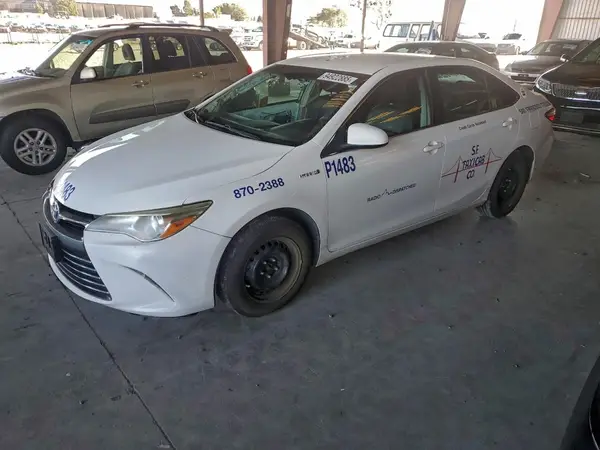 4T1BD1FKXHU206812 2017 TOYOTA CAMRY - Image 1