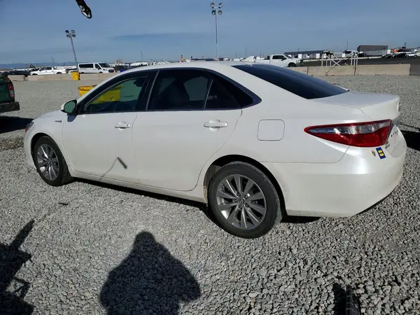 4T1BD1FKXHU212545 2017 TOYOTA CAMRY - Image 2