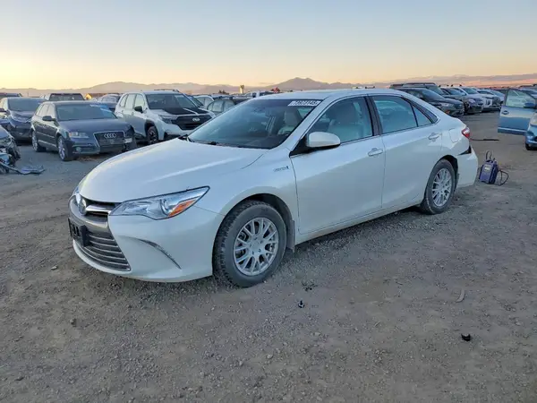 4T1BD1FKXHU213355 2017 TOYOTA CAMRY - Image 1