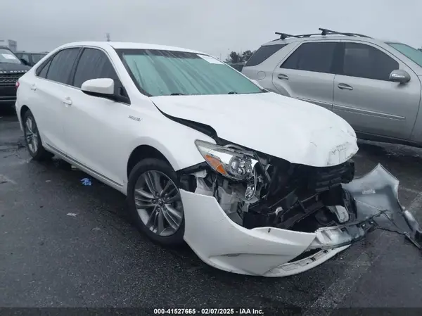 4T1BD1FKXHU213839 2017 TOYOTA CAMRY - Image 1