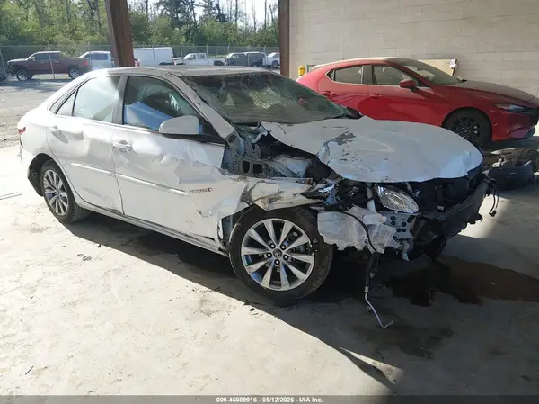 4T1BD1FKXHU215509 2017 TOYOTA CAMRY - Image 1
