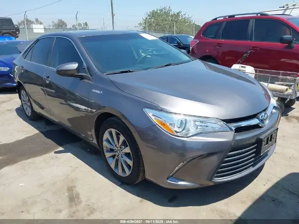 4T1BD1FKXHU219222 2017 TOYOTA CAMRY - Image 1