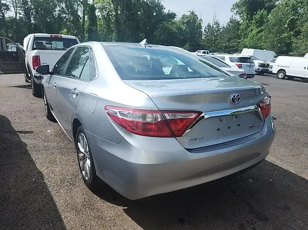 4T1BD1FKXHU228891 2017 TOYOTA CAMRY - Image 2