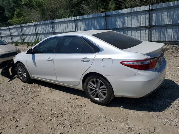 4T1BF1FK0GU117694 2016 TOYOTA CAMRY - Image 2