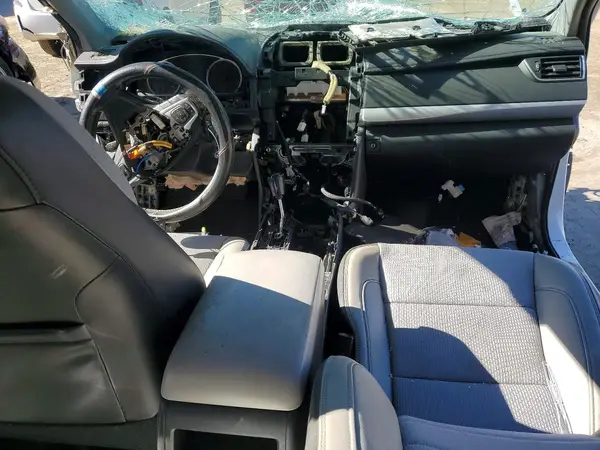 4T1BF1FK0GU121471 2016 TOYOTA CAMRY - Image 8