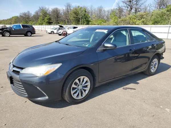 4T1BF1FK0GU122863 2016 TOYOTA CAMRY - Image 1