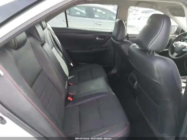 4T1BF1FK0GU136925 2016 TOYOTA CAMRY - Image 8