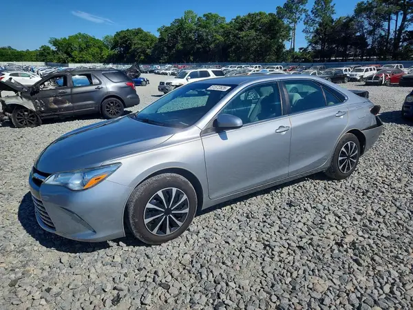4T1BF1FK0GU141140 2016 TOYOTA CAMRY - Image 1