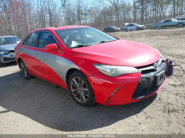 4T1BF1FK0GU144393 2016 TOYOTA CAMRY - Image 1