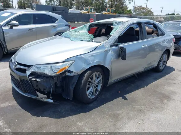 4T1BF1FK0GU145446 2016 TOYOTA CAMRY - Image 2