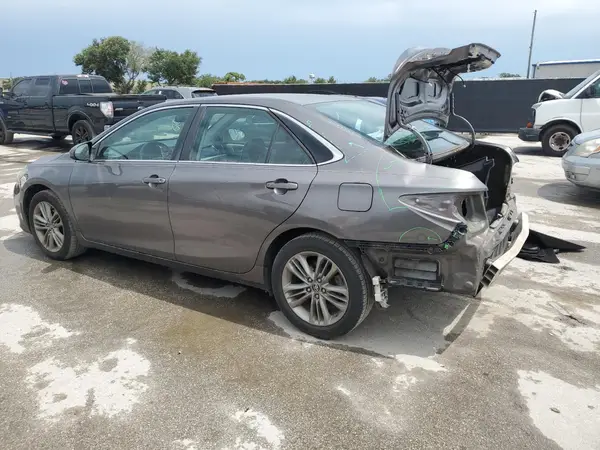 4T1BF1FK0GU147150 2016 TOYOTA CAMRY - Image 2