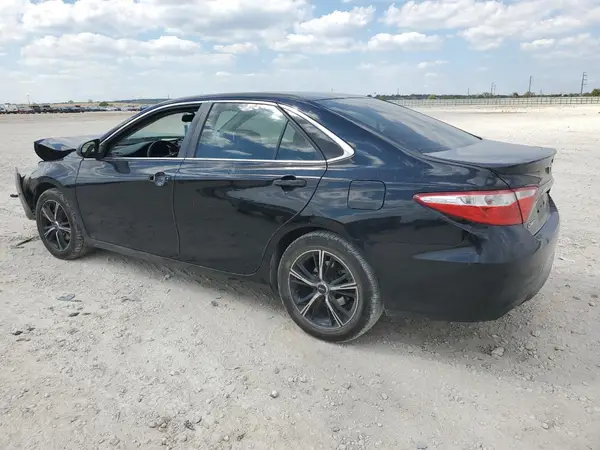 4T1BF1FK0GU147925 2016 TOYOTA CAMRY - Image 2